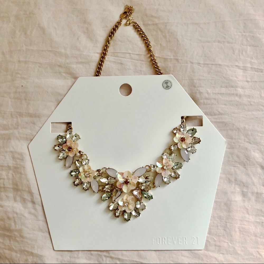 Gold/pink necklace